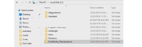 Tích chuột chọn Copy folder “SolidWorks_Flexnet_Server” đến ổ C:\.